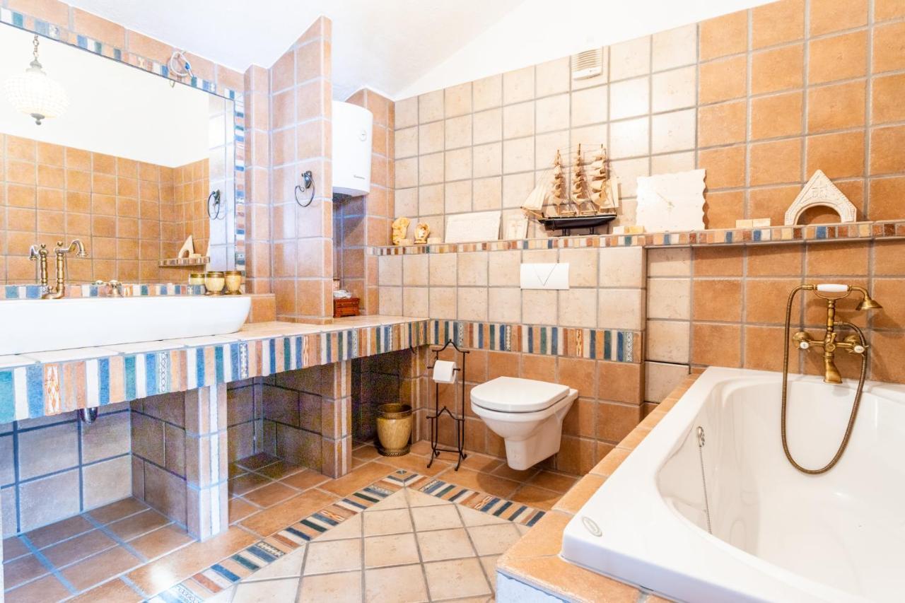 Апартаменты Stone House Srida Башка-Вода Экстерьер фото